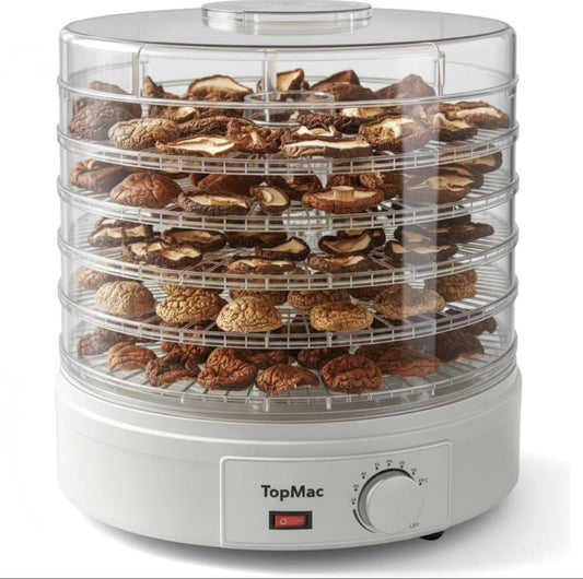 Rund matdehydrator i hvit plast med fem gjennomsiktige brett fylt med tørkende sopp