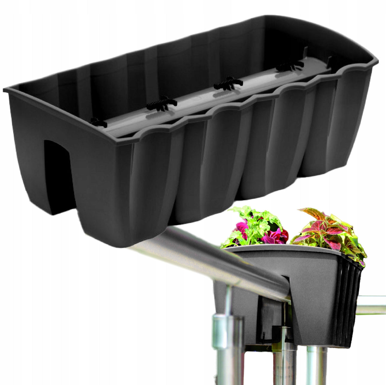 Balkongkasse med feste 58x28x20 cm i antrasitt plast, inkludert 5L drenerings kuler – slitesterk og værbestandig blomsterkasse for rekkverk.