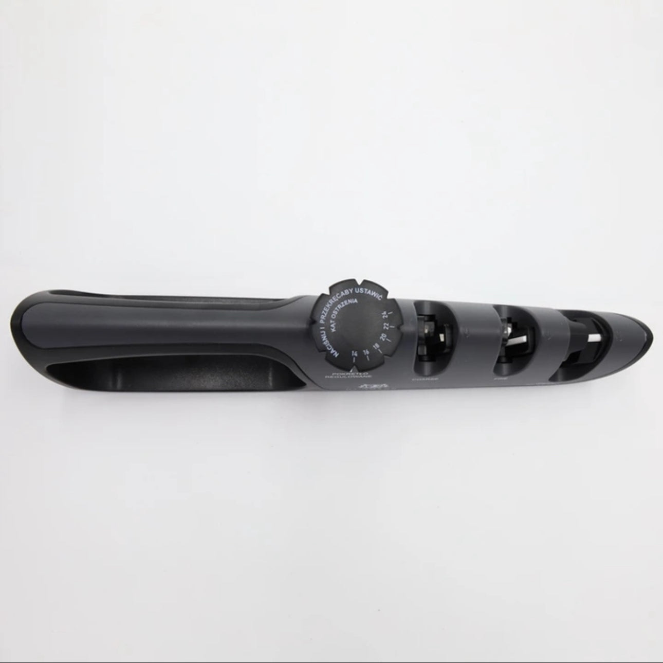 Justerbar knivsliper i ergonomisk design, svart farge, med wolframstål og keramiske slipehjul. Passer til kniver i størrelser fra filétkniver til kjøkkenkniver. Perfekt for presis og sikker sliping.