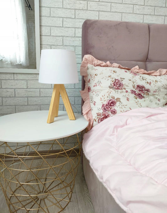 Moderne bordlampe i naturlig tre med hvit tekstilskjerm – høyde 35 cm, skjermdiameter 20 cm – stilren lampe til stue, soverom eller kontor – passer E14 LED-pære.
