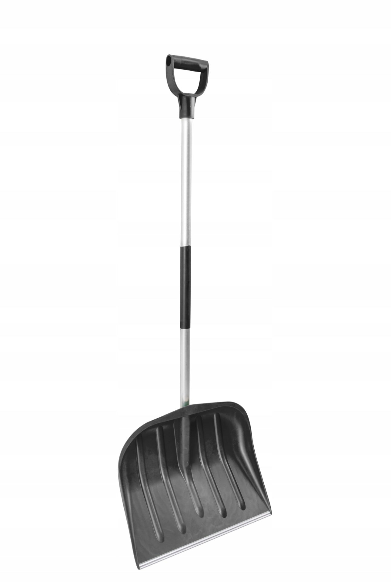 Snøskuffe 135 cm, svart med aluminiumskaft og bredde på 45 cm, laget av slitesterk polypropylen med forsterket metallkant for effektiv snørydding.