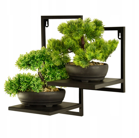 Vegghengt blomsterhylle i sort pulverlakkert metall, størrelse 36x35 cm med to hyller à 18x18 cm – perfekt til innendørs planter i moderne og industriell loftstil.