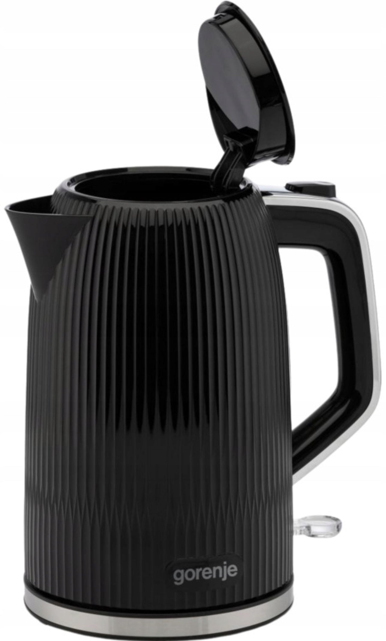 Gorenje elektrisk vannkoker, 1,7 liter kapasitet, svart design med rustfritt stål-element, 2200W effekt og roterbar base for enkel bruk.
