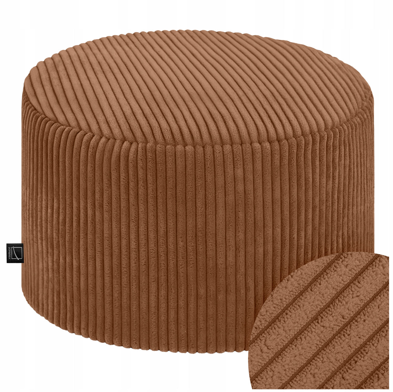 Lys brun puff i moderne design med ribbet overflate og kompakt form