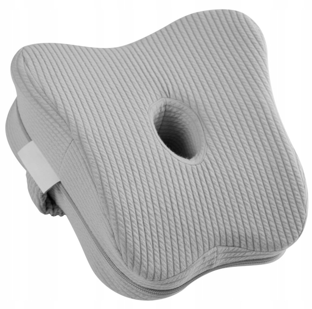Grå ortopedisk knestøttepute i memory foam, størrelse 24x24x12 cm, med justerbar stropp og pustende trekk i slitesterkt polyester og elastan.