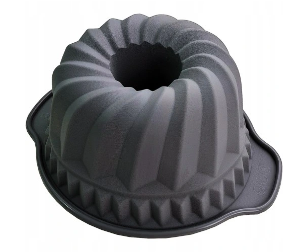 EN STOR SILIKONFORM FOR BAKING AV BØLGEFORMET KAKE 24CM