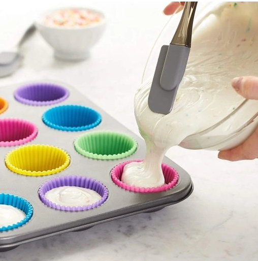 MUFFINSBRETT + 12 SILIKONFORMER